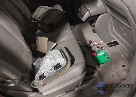 2010 Chevrolet Traverse Lt z USA, uszkodzony, nr VIN 1GNLVFED2AJ268256